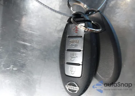 2016 Nissan Sentra Sr z USA, uszkodzony, nr VIN 3N1AB7AP5GY283601